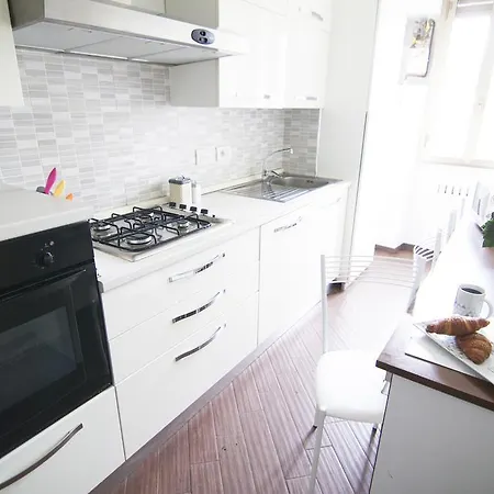 Alessia's Flat - Tortona