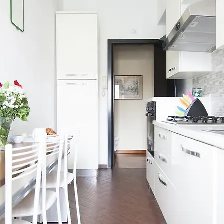 Alessia's Flat - Tortona